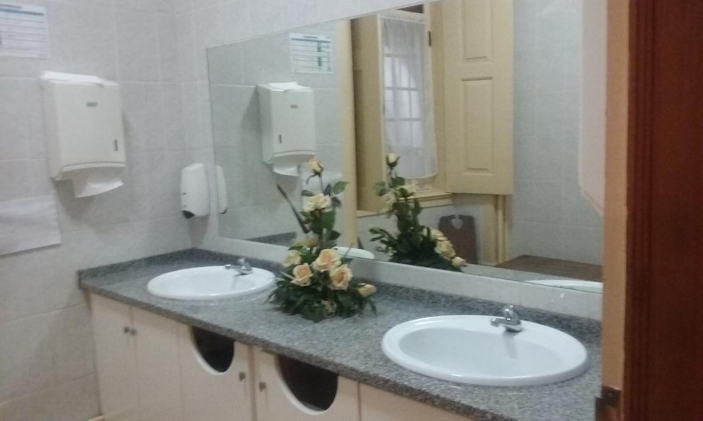 Hotel Pensao Avenida Penacova Zewnętrze zdjęcie