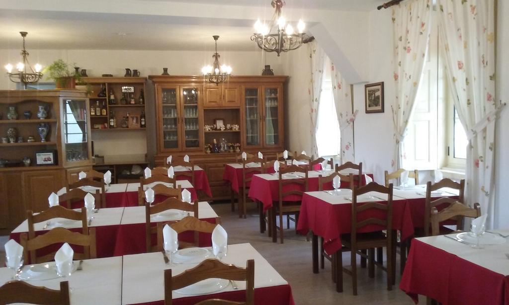 Hotel Pensao Avenida Penacova Zewnętrze zdjęcie