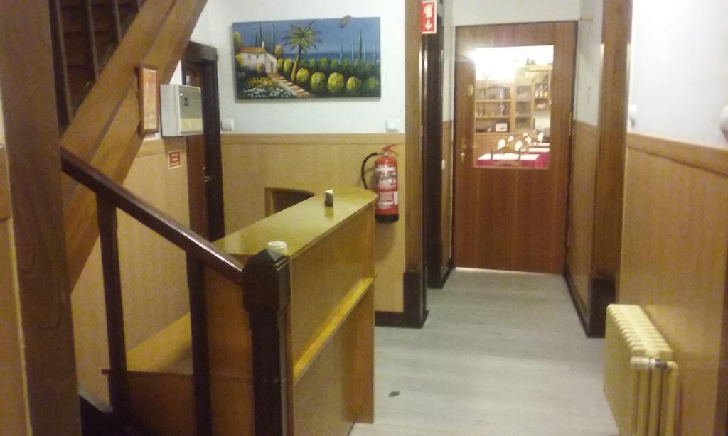 Hotel Pensao Avenida Penacova Zewnętrze zdjęcie